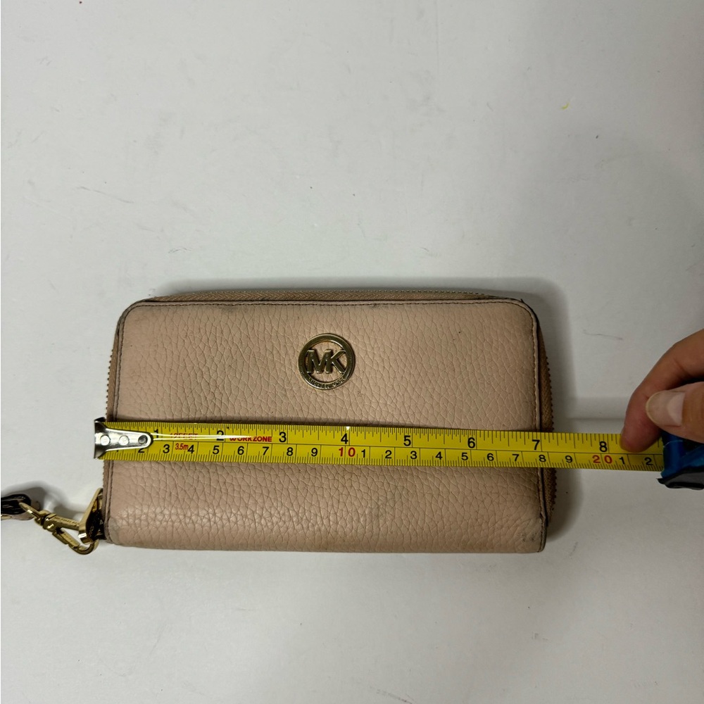 Michael Kors Fulton Large Multi Function Leather … - image 8